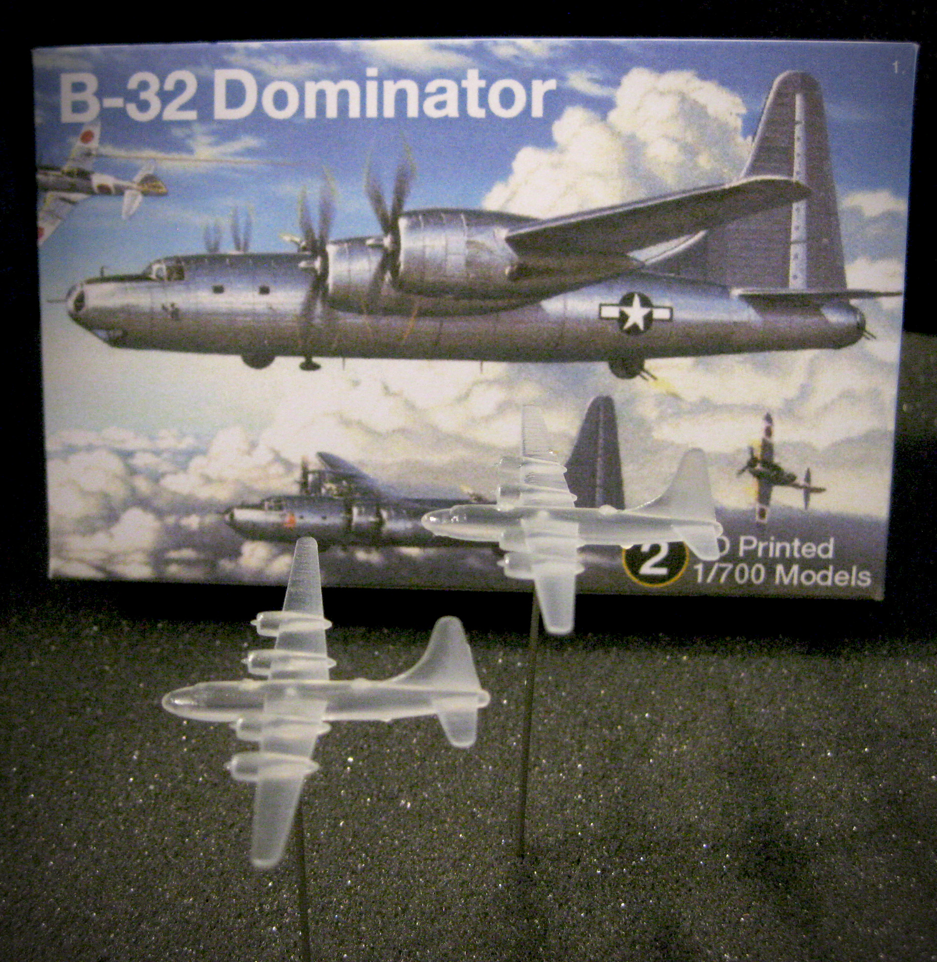 1/700 Consolidated B-32 Dominator (x2) - Rare USAAF Heavy