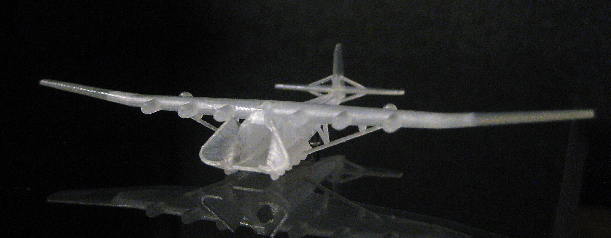 1/700 Messerschmitt Me 323 Gigant w/Open Cargo Doors